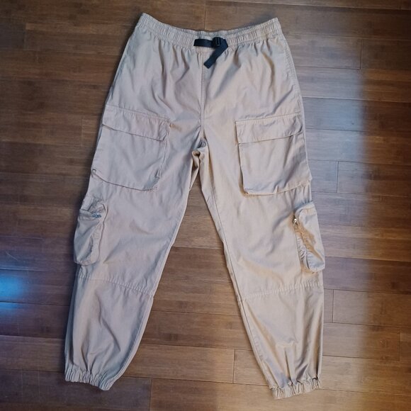 TNA by Aritzia cargo joggers - Picture 1 of 14